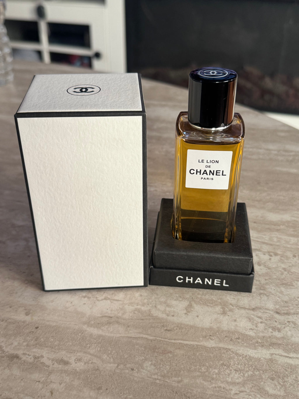 Cologne & Perfumes
